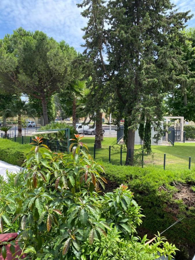 Hotel Le Derby Cagnes-sur-Mer Exterior photo